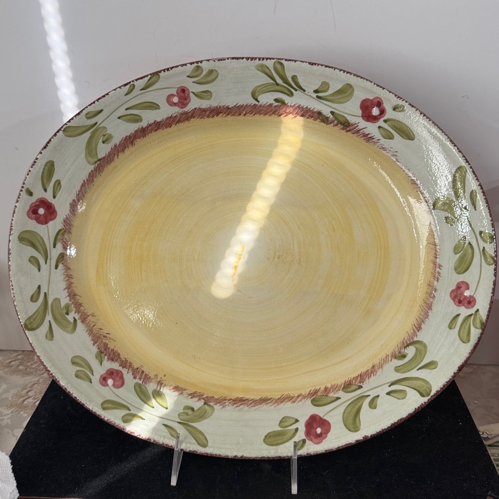 Bizzirri Home Mara dinnerware, Floral 16”Oval Ceramic Platter